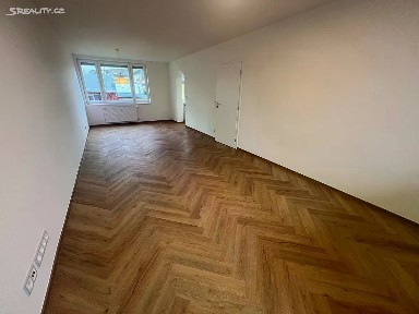 Pronájem bytu 2+kk 63 m² Vrážská, Praha - Radotín