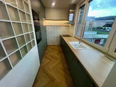 Pronájem bytu 2+kk 63 m² V Parníku, Praha - Radotín