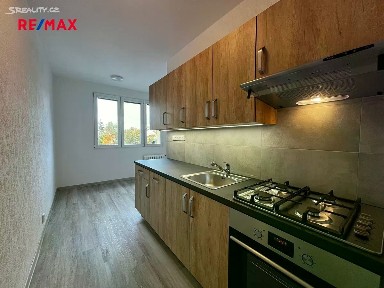 Pronájem bytu 2+1 58 m² Pod Vrchem, Plzeň - Lobzy