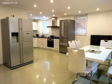 Přelouč, Pardubice, Lhota