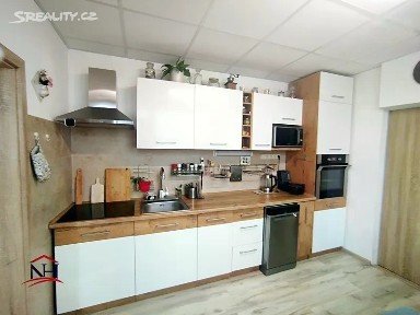 Most, U Věžových domů, 8