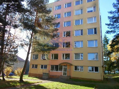 Pronájem bytu 2+kk 40 m² Okružní, Komárov