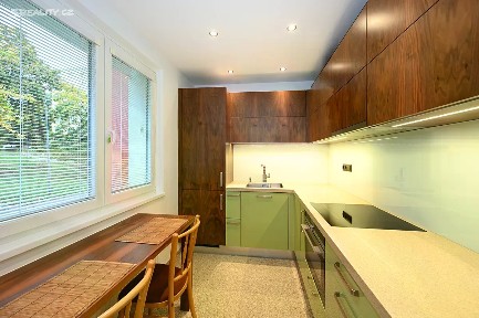 Pronájem bytu 3+1 68 m² Africká, Praha - Vokovice