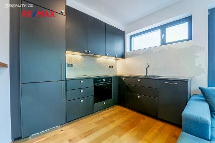 Pronájem bytu 3+kk 77 m² Pražského, Praha - Hlubočepy