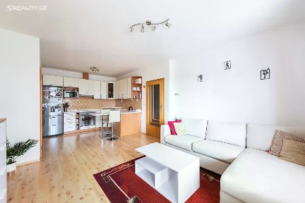 Prodej bytu 3+kk 68 m² Líšnice