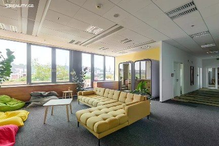 Pronájem kanceláře 300 m² Rohanské nábřeží, Praha - Karlín