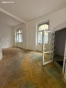 Prodej obchodního prostoru 376 m² Na Zderaze, Praha - Nové Město