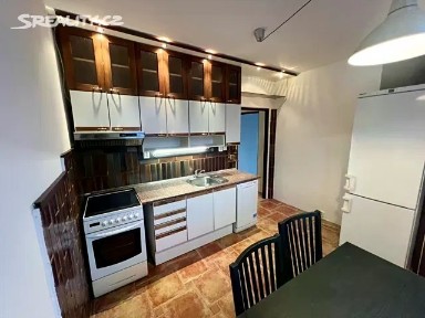 Pronájem bytu 3+1 73 m² Bzenecká, Brno - Židenice