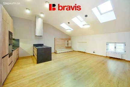Pronájem bytu 2+kk 69 m² Jakubská, Brno - Brno-město