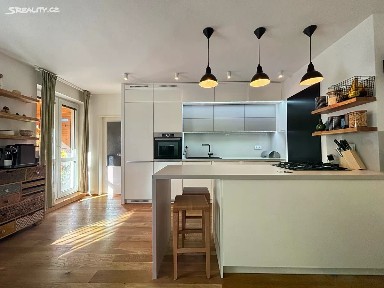 Prodej bytu 3+kk 67 m² Vodní, Hrušovany u Brna