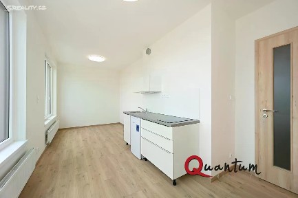 Pronájem bytu 1+kk 23 m² Ondrákové, Praha - Hlubočepy