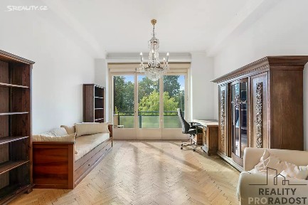 Pronájem bytu 3+1 133 m² Kostelní, Praha - Holešovice