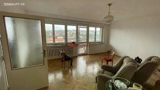 Praha, Praha 6, Dejvice, Evropská, 35