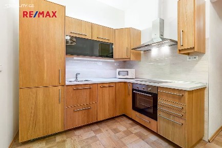 Praha, Praha 5, Smíchov, Staropramenná, 23