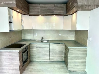 Pronájem bytu 2+kk 65 m² Pardubice - Zelené Předměstí