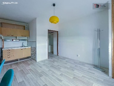 Pronájem bytu 1+1 42 m² K Rozvodně, Pardubice - Cihelna