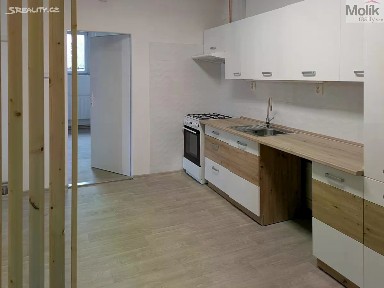 Pronájem bytu 3+1 82 m² Tyršova, Duchcov