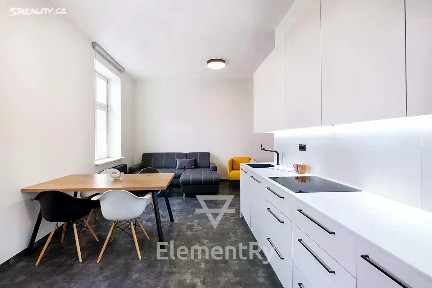 Pronájem bytu 3+kk 83 m² Hradební, Hradec Králové