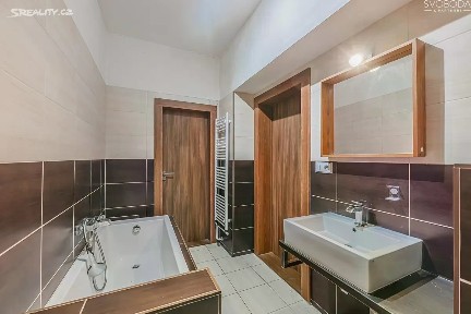Pronájem bytu 3+kk 75 m² Pražská třída, Hradec Králové - Kukleny