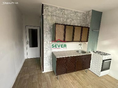 Prodej bytu 2+1 62 m² Holešická, Chomutov