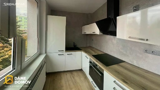 Pronájem bytu 2+1 54 m² Smetanova, Otrokovice