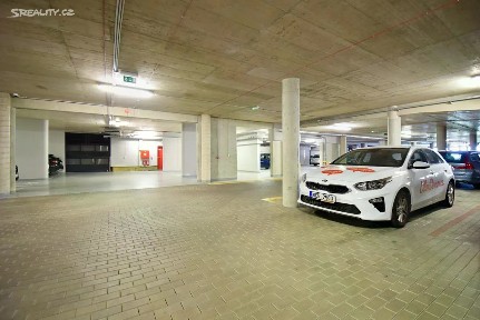 Brno, Brno-město, Líšeň, Houbalova