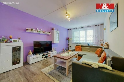 Prodej bytu 3+1 67 m² Nádražní, Bor