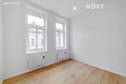 Prodej bytu 1+kk 19 m² Kolmá, Praha - Vysočany