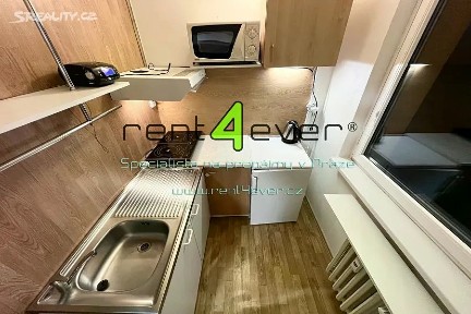 Pronájem bytu 1+kk 29 m² Benkova, Praha - Chodov