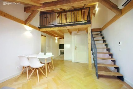 Pronájem bytu 3+kk 79 m² Bolzanova, Praha - Nové Město