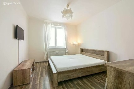 Pronájem bytu 1+1 36 m² Kladenská, Praha - Vokovice