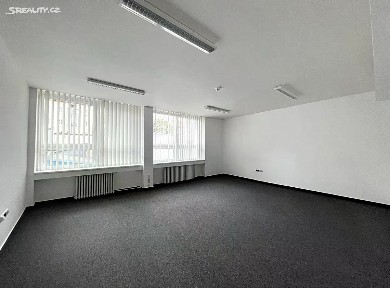 Pronájem kanceláře 32 m² U Průhonu, Praha - Holešovice