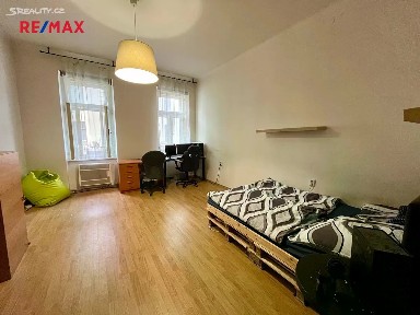 Pronájem bytu 1+1 37 m² Zahradnická, Brno - Staré Brno