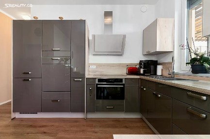 Prodej bytu 3+kk 64 m² Geologická, Praha - Hlubočepy