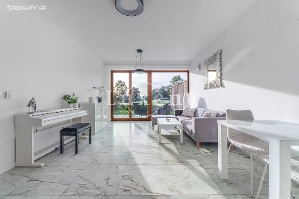 Praha, Praha 4, Újezd u Průhonic, Formanská