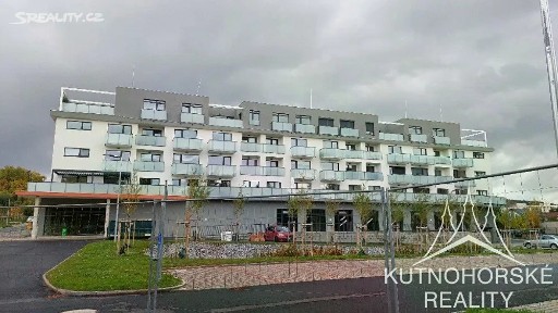 Pronájem bytu 2+kk 55 m² Za Lidkou, Kutná Hora - Hlouška