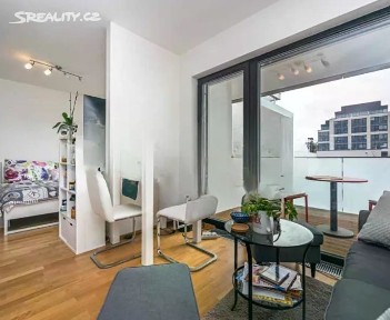 Pronájem bytu 1+kk 34 m² Kloudova, Praha - Jinonice