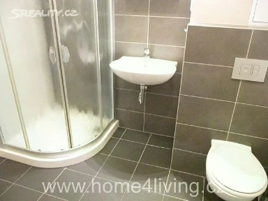 Pronájem bytu 1+kk 35 m² Gajdošova, Brno - Židenice