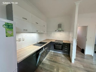 Prodej bytu 2+kk 42 m² Humpolecká, Praha - Krč