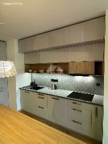 Pronájem bytu 3+kk 80 m² Ramonova, Praha - Strašnice