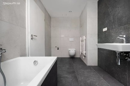 Prodej bytu 3+kk 95 m² Okružní, Jihlava