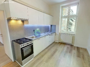Pronájem bytu 2+1 85 m² Korejská, Ostrava - Přívoz