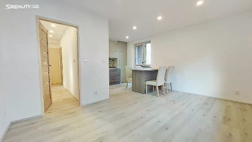 Pronájem bytu 3+kk 72 m² Matzenauerova, Brno