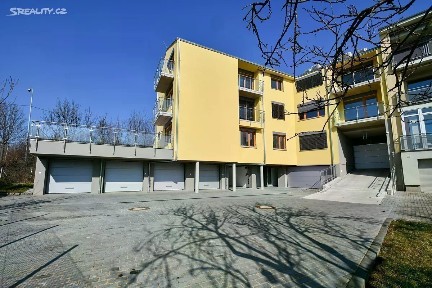 Prodej bytu 1+kk 35 m² Holzova, Brno - Líšeň