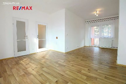 Pronájem bytu 3+1 80 m² Kordačova, Kladno