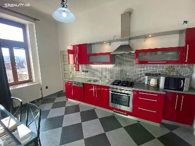 Pronájem bytu 2+kk 60 m² Bělehradská, Praha - Vinohrady