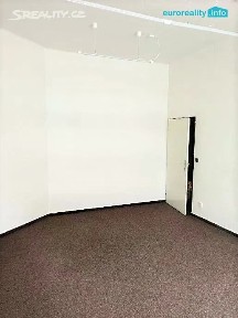Pronájem kanceláře 21 m² Domažlická, Praha - Žižkov
