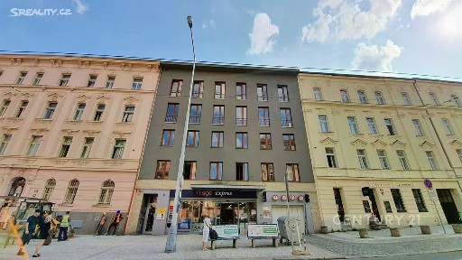 Pronájem kanceláře 77 m² Táborská, Praha - Nusle