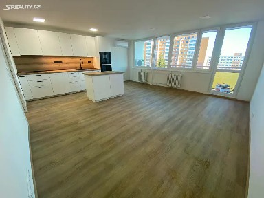 Prodej bytu 3+kk 71 m² Květinková, Praha - Žižkov