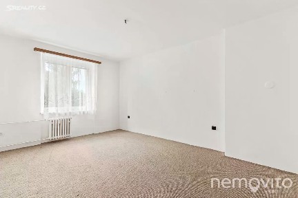 Pronájem bytu 2+1 51 m² Zelenečská, Praha - Hloubětín